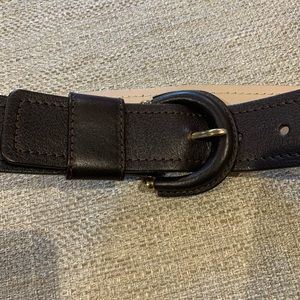 Banana Republic Accessories - Banana Republic women’s leather belt size Small Banana Republic Accessories - Banana Republic women’s leather belt size Small
